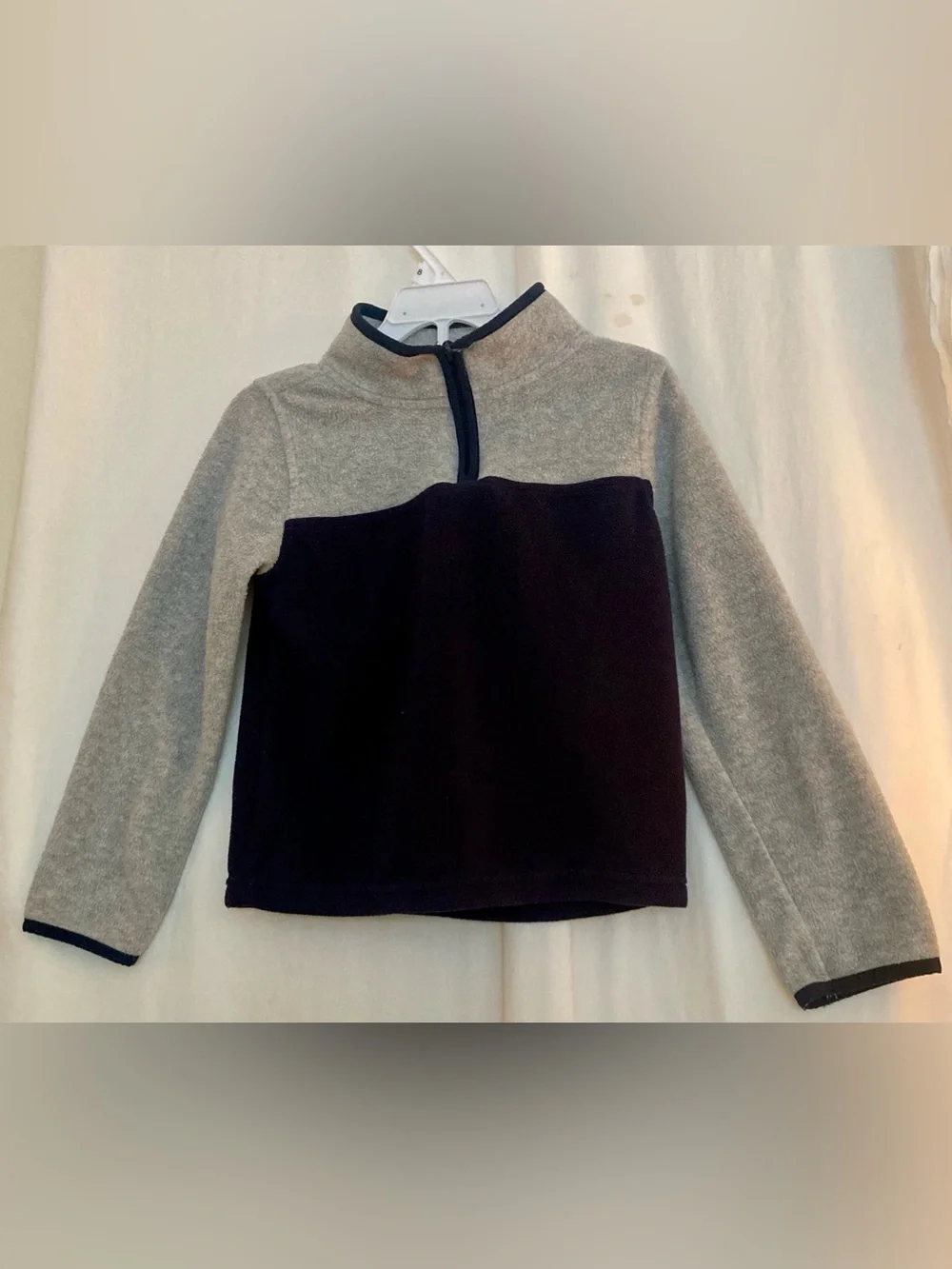 OshKosh B'gosh Two-Tone Navy and Gray Quarter-Zip Fleece Size 6